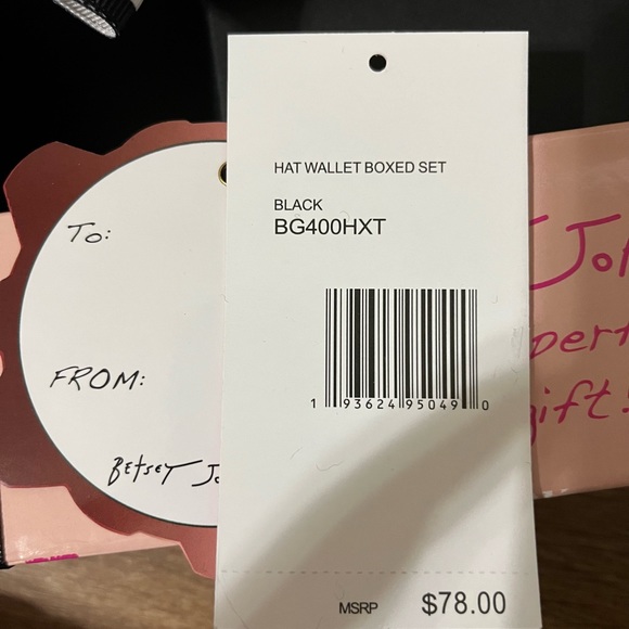 Two piece Betsey Johnson gift set. Hat/Wristlet - Picture 4 of 4